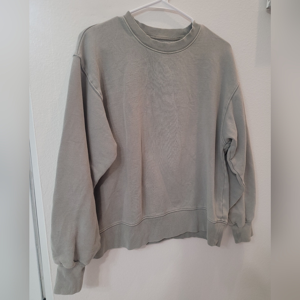 Aritzia Tna Cozy Fleece Oversized Crew Grey Sweatshirt - Picture 2 of 9